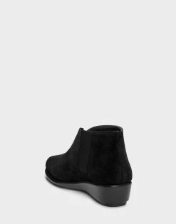 Aerosoles Women's Ankle Boot In Black -Aerosoles Shop ALLOWANCE 004 06 1600x