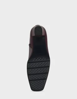 Aerosoles Women's Ankle Boot In Burgundy -Aerosoles Shop Cinnamon 663 AV5 1f24783d 39c6 4529 8cdf c47cb19f26a9 1600x