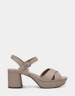 Aerosoles Women's Sandal In Nude