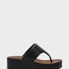 Aerosoles Women's Sandal In Black -Aerosoles Shop Delia 001 AV2 d8766073 a0c6 4b28 9670 19f21e66e439 1600x