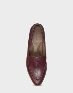 Aerosoles Women's Loafer In Burgundy -Aerosoles Shop Eastside 504 AV4 1600x