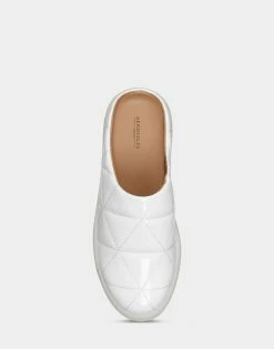 Aerosoles Women's Sneaker In White -Aerosoles Shop Ella 155 AV4 1600x