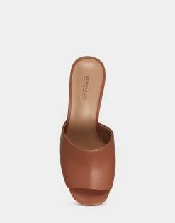 Aerosoles Women's Sandal In Tan -Aerosoles Shop Entree 292 AV4 1600x