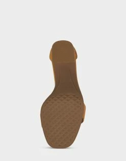 Aerosoles Women's Sandal In Tan 9 Aerosoles Women's Sandal In Tan -Aerosoles Shop Landon 682 05 1600x