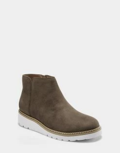 Aerosoles Women's Ankle Boot In Taupe -Aerosoles Shop Quinn 868 AV1 1600x